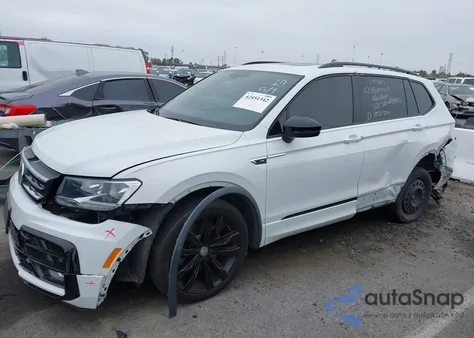 2020 Volkswagen Tiguan 2.0T Se/2.0T Se R-Line Black/2.0T Sel from USA, damaged, VIN 3VV3B7AX4LM145282